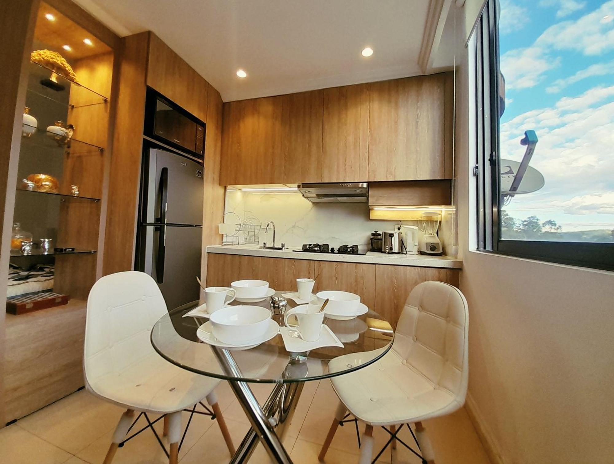 Elegante Suite Privada En Cuenca - Parqueo Incluido Kültér fotó